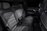 Volkswagen Touareg din 2024 cu 27.000 km - oferta VOL167939 - foto 13