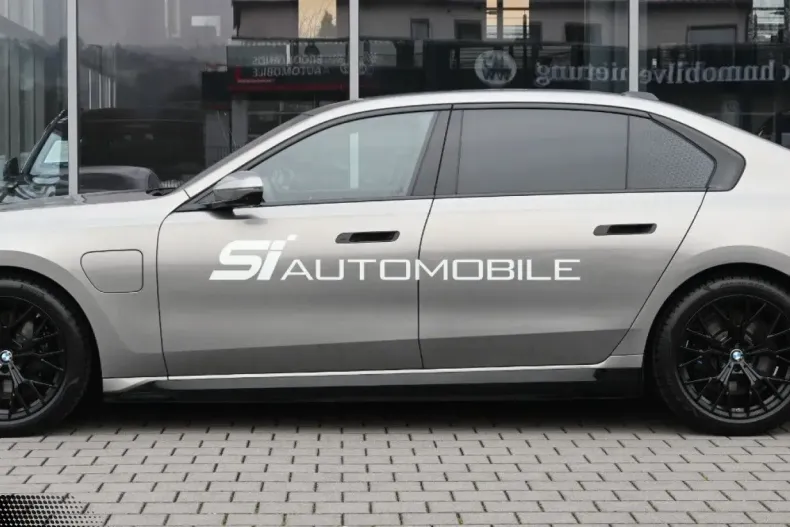 BMW 750 din 2023 cu 70.000 km - oferta BMW167945 - foto 2