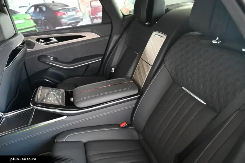 Hongqi H9 din 2022 cu 4.500 km - oferta HON167948 - foto 8