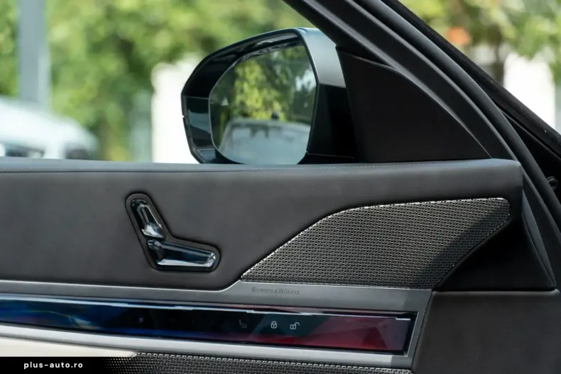 BMW 750 din 2023 cu 46.100 km - oferta BMW167949 - foto 24