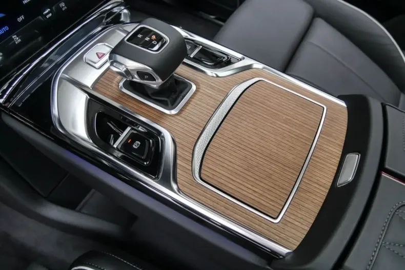 Hongqi E-HS9 din 2024 cu 7.990 km - oferta HON167950 - foto 12