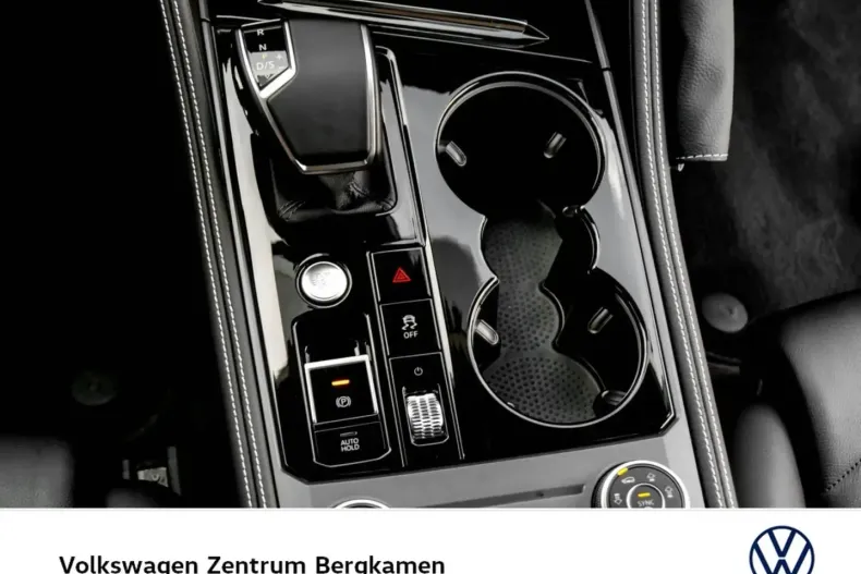 Volkswagen Touareg din 2024 cu 17.395 km - oferta VOL167986 - foto 9