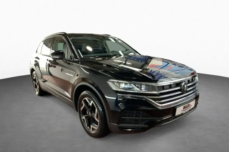 Volkswagen Touareg din 2024 cu 17.600 km - oferta VOL168004 - foto 2