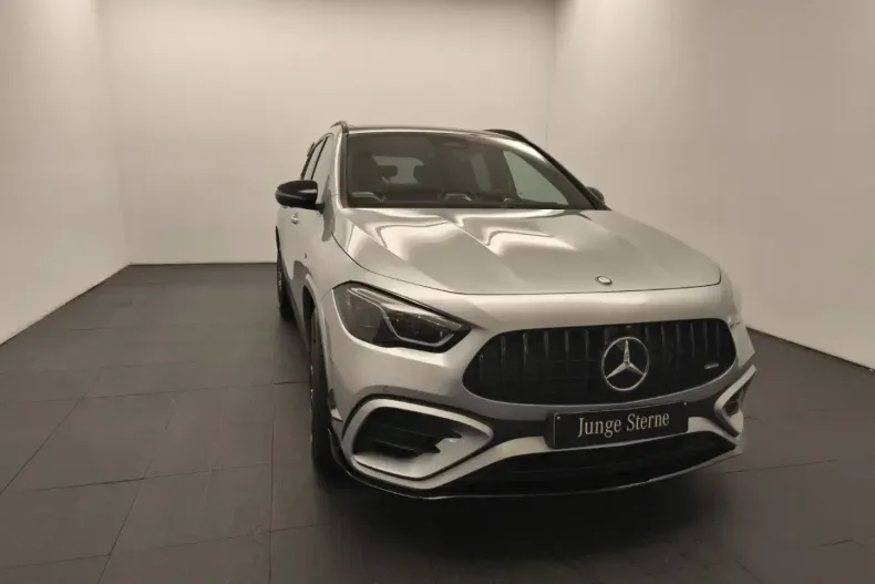 Mercedes-Benz GLA 45 AMG din 2023 cu 9.423 km - oferta MER168034 - foto 1