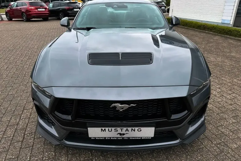 Ford Mustang din 2024 cu 12.500 km - oferta FOR168045 - foto 3