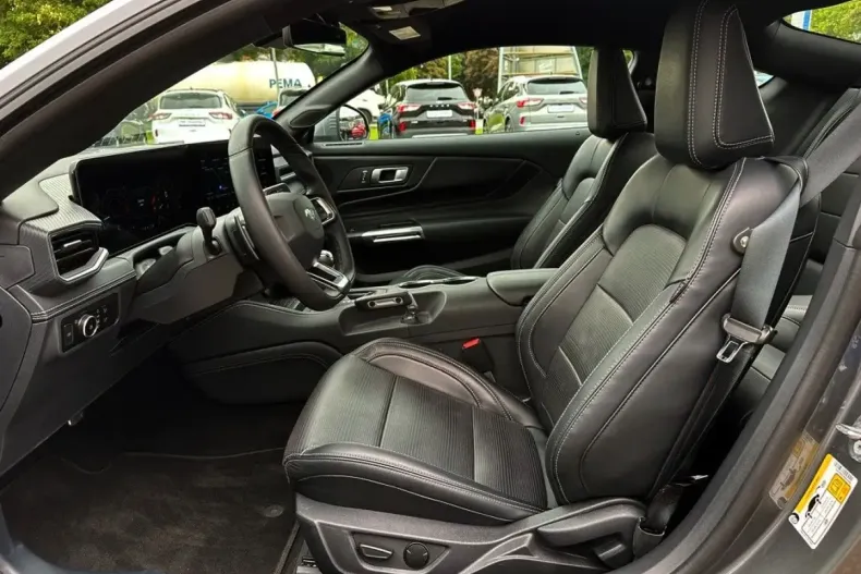 Ford Mustang din 2024 cu 12.500 km - oferta FOR168045 - foto 11