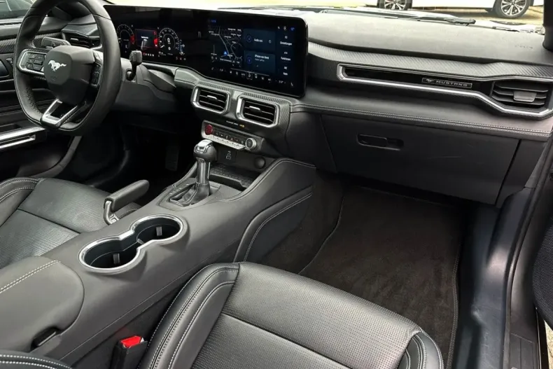 Ford Mustang din 2024 cu 12.500 km - oferta FOR168045 - foto 15