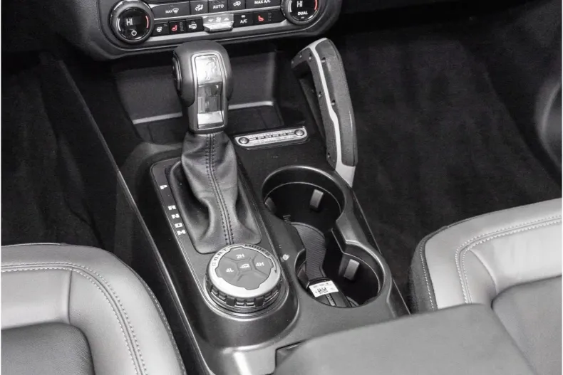 Ford Bronco din 2024 cu 15.000 km - oferta FOR168047 - foto 11