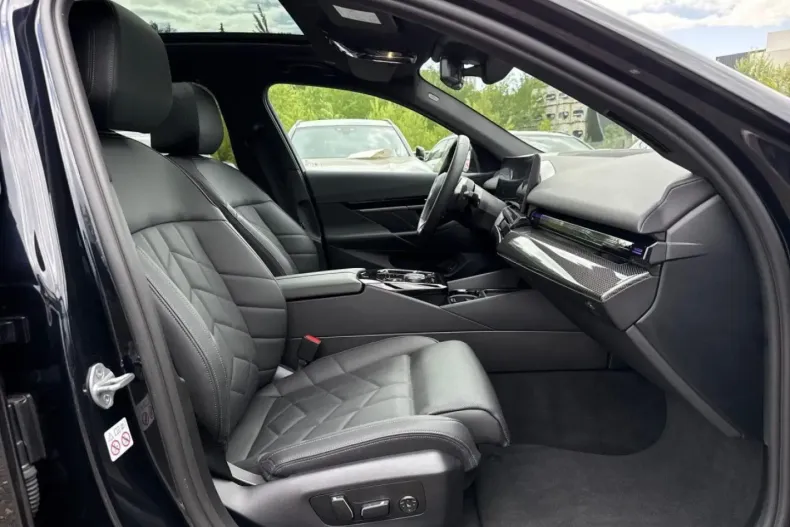 BMW 520 din 2024 cu 24.526 km - oferta BMW168065 - foto 11