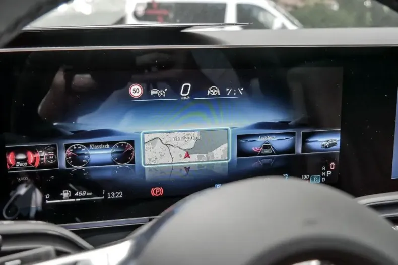 Mercedes-Benz V 300 din 2024 cu 6.900 km - oferta MER168074 - foto 18