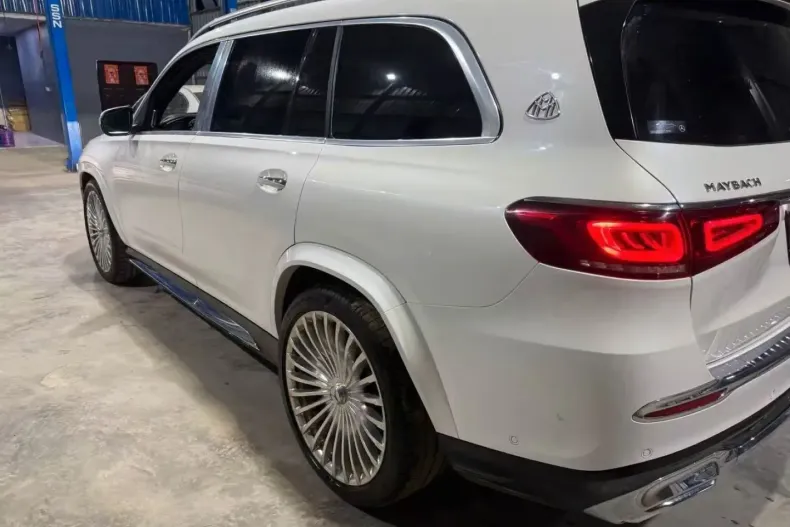 Mercedes-Benz GLS 600 din 2022 cu 4.764 km - oferta MER168076 - foto 6