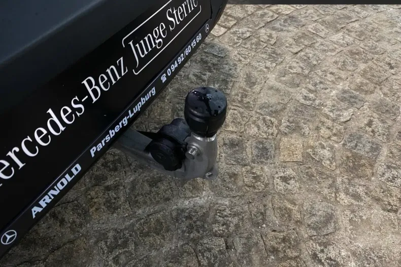 Mercedes-Benz EQA din 2023 cu 5.670 km - oferta MER168080 - foto 14