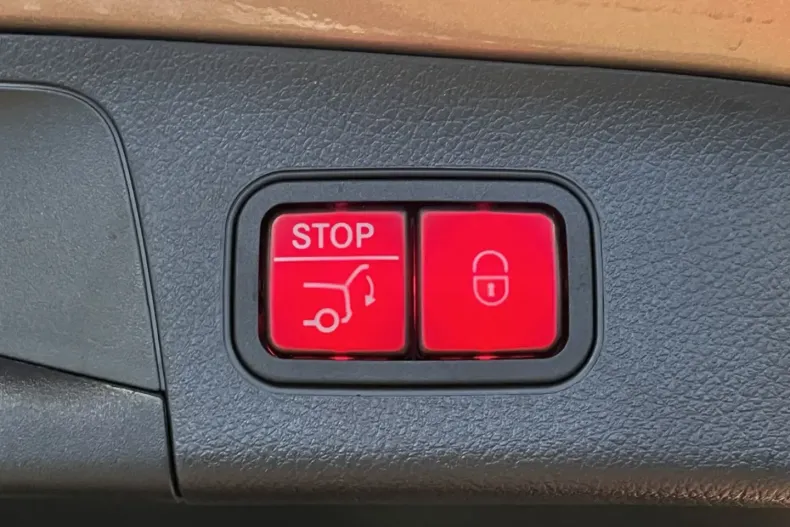 Mercedes-Benz EQA din 2022 cu 45.680 km - oferta MER168083 - foto 7