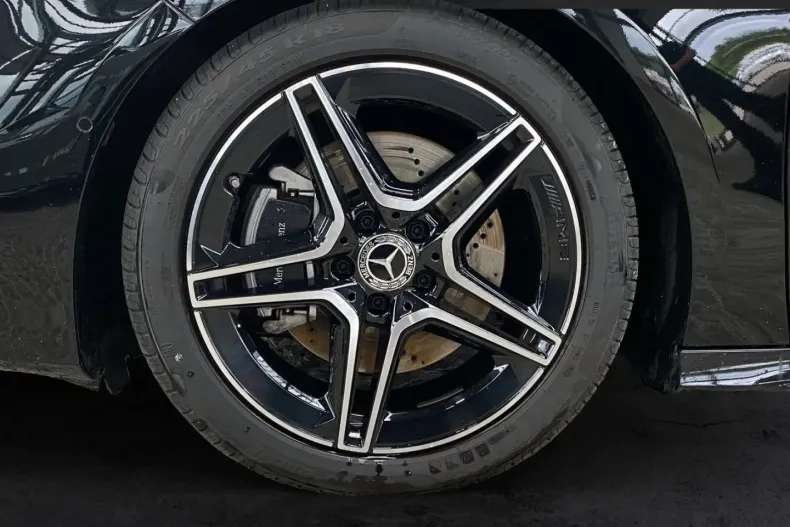 Mercedes-Benz A 220 din 2023 cu 4.970 km - oferta MER168086 - foto 16