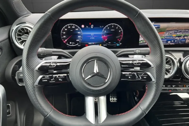 Mercedes-Benz A 250 din 2024 cu 24.900 km - oferta MER168088 - foto 6