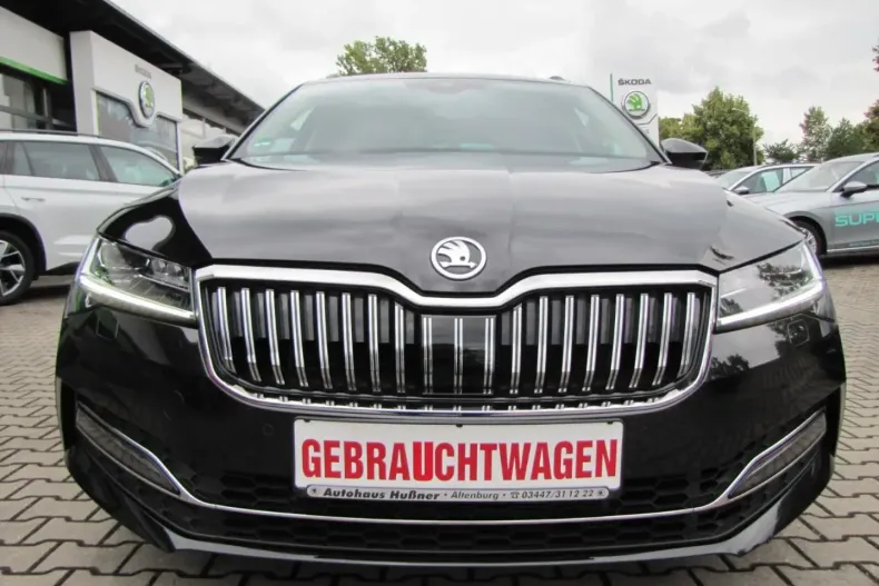 Skoda Superb din 2023 cu 44.150 km - oferta SKO168095 - foto 9