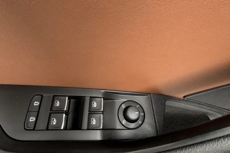 Skoda Superb din 2023 cu 56.836 km - oferta SKO168096 - foto 6