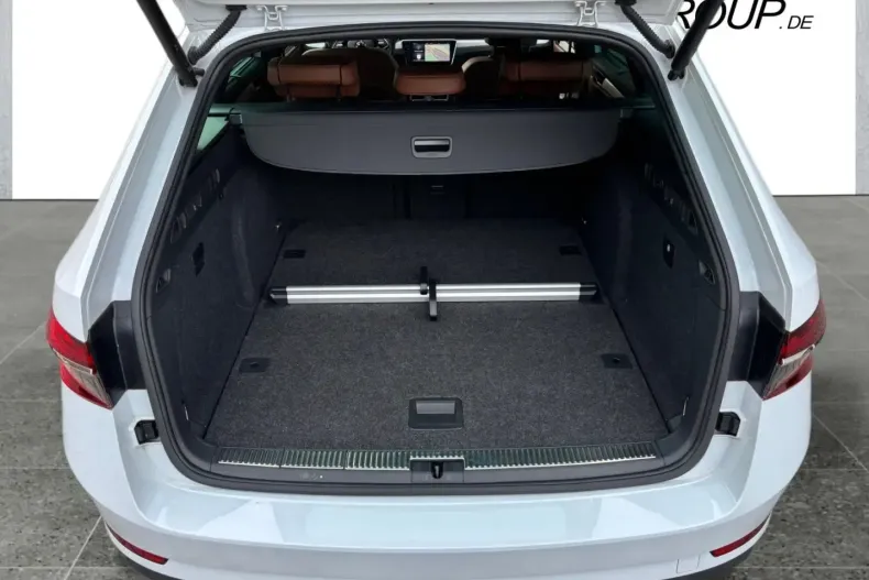 Skoda Superb din 2023 cu 56.836 km - oferta SKO168096 - foto 21