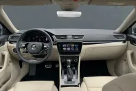 Skoda Superb din 2023 cu 45.000 km - oferta SKO168097 - foto 6