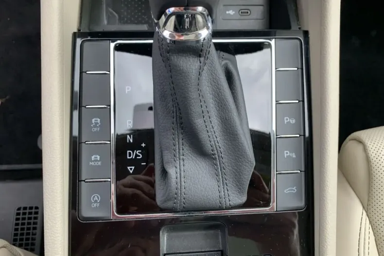 Skoda Superb din 2023 cu 45.000 km - oferta SKO168097 - foto 14