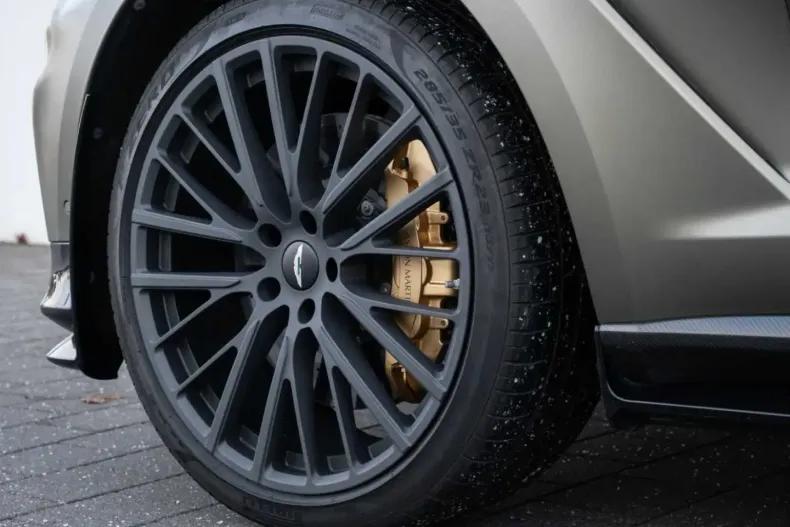 Aston Martin DBX din 2023 cu 25.500 km - oferta AST168100 - foto 42