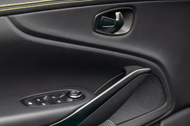 Aston Martin DBX din 2024 cu 14.740 km - oferta AST168102 - foto 21