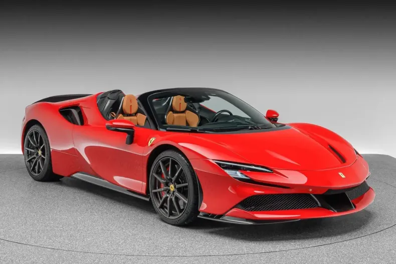 Ferrari SF90 din 2023 cu 2.600 km - oferta FER168104 - foto 1