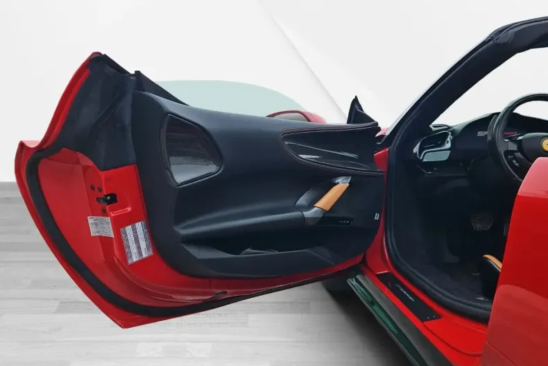 Ferrari SF90 din 2022 cu 13.003 km - oferta FER168105 - foto 21