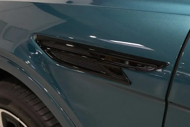 Bentley Bentayga din 2024 cu 23.100 km - oferta BEN168111 - foto 9