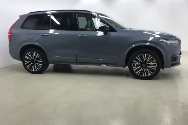 Volvo XC90 din 2022 cu 40.600 km - oferta VOL168112 - foto 4