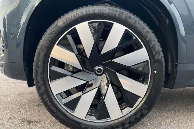 Volvo XC90 din 2024 cu 26.000 km - oferta VOL168113 - foto 3