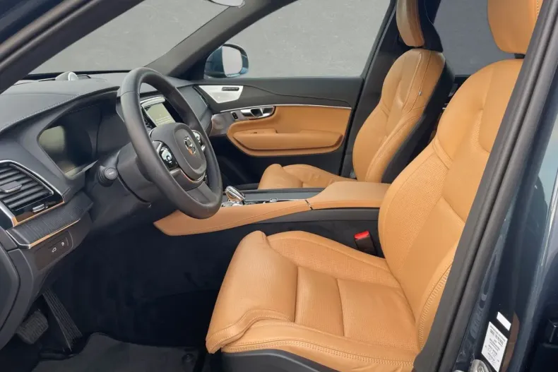 Volvo XC90 din 2024 cu 26.000 km - oferta VOL168113 - foto 5