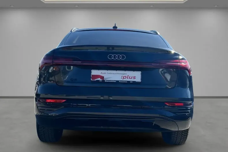 Audi Q8 din 2023 cu 21.890 km - oferta AUD168119 - foto 11