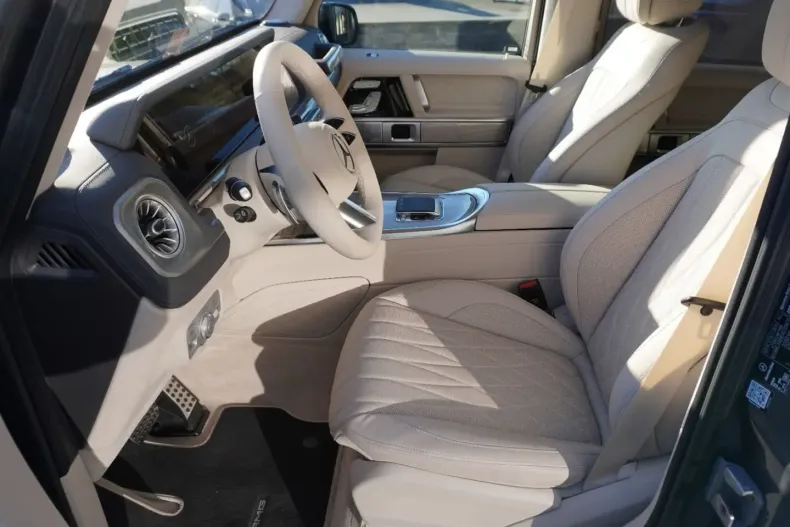 Mercedes-Benz G 450 din 2024 cu 2.400 km - oferta MER168123 - foto 2