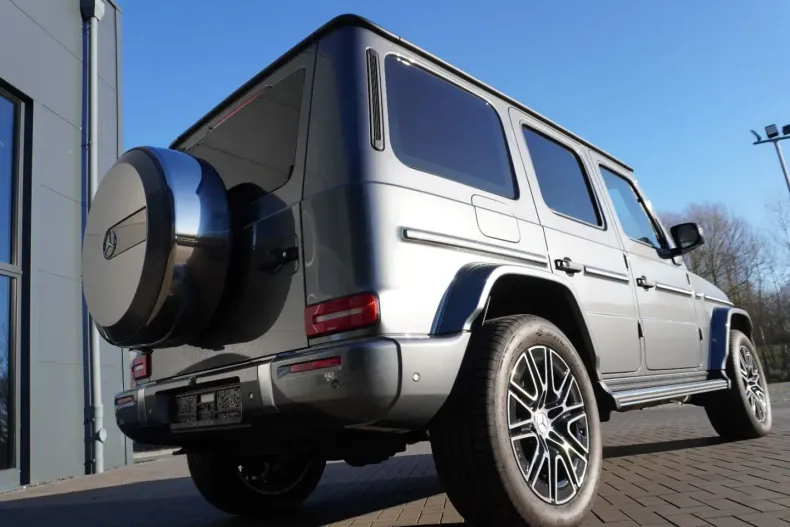 Mercedes-Benz G 450 din 2024 cu 2.400 km - oferta MER168123 - foto 14