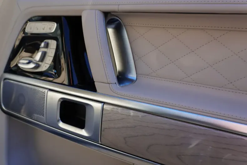 Mercedes-Benz G 450 din 2024 cu 2.400 km - oferta MER168123 - foto 23