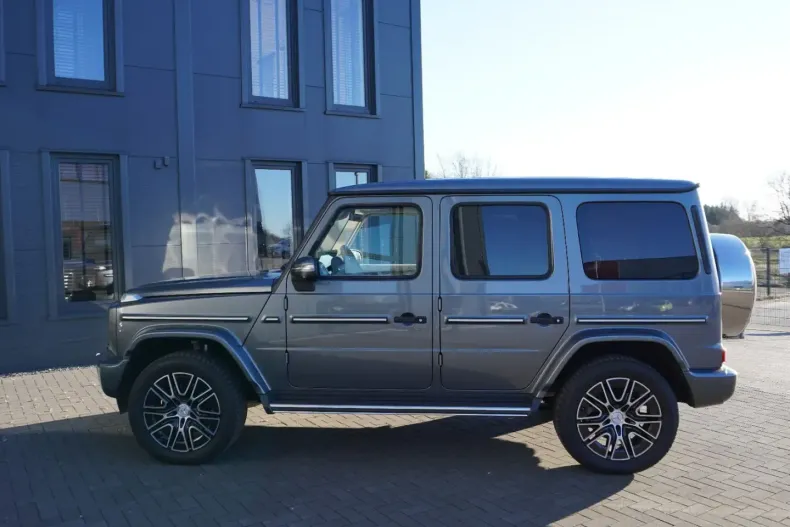 Mercedes-Benz G 450 din 2024 cu 2.400 km - oferta MER168123 - foto 33