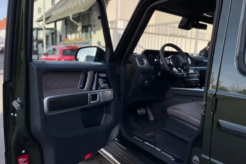 Mercedes-Benz G 63 AMG din 2023 cu 44.000 km - oferta MER168125 - foto 3