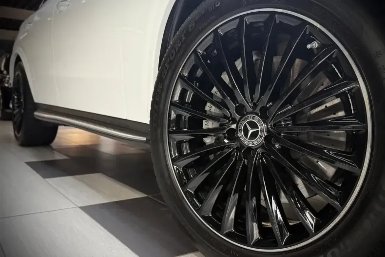 Mercedes-Benz GLC 220 din 2025 cu 16.000 km - oferta MER168145 - foto 5