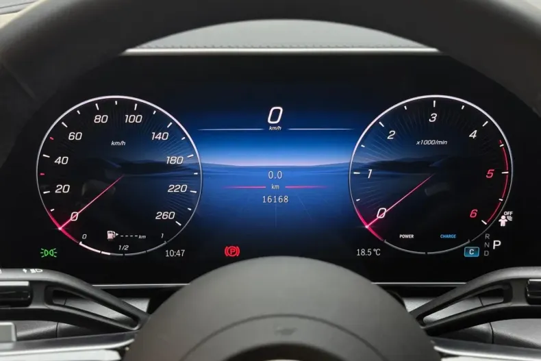 Mercedes-Benz GLC 220 din 2025 cu 16.000 km - oferta MER168145 - foto 14