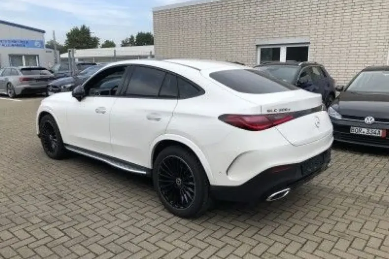 Mercedes-Benz GLC 300 din 2025 cu 21.501 km - oferta MER168146 - foto 3