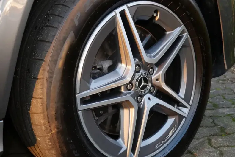 Mercedes-Benz GLE 450 din 2024 cu 14.317 km - oferta MER168150 - foto 10