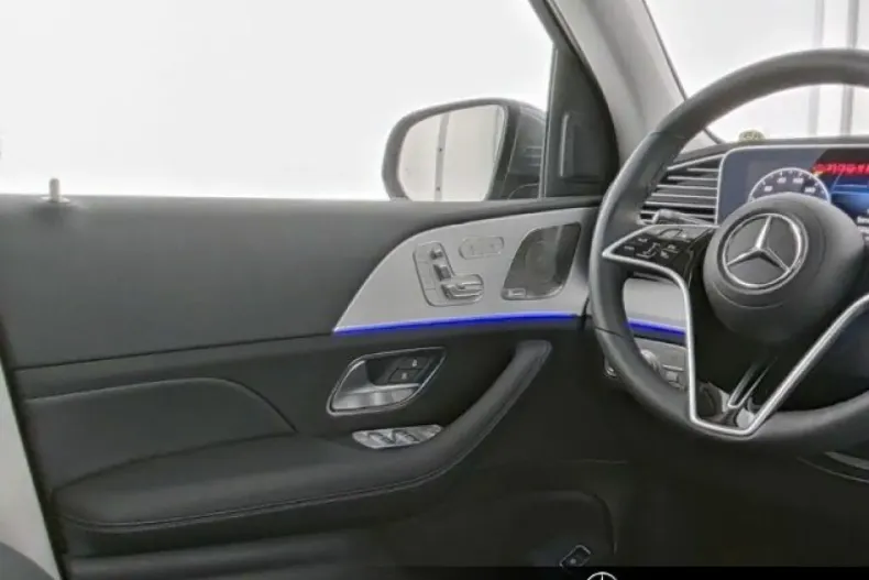 Mercedes-Benz GLE 450 din 2024 cu 10.707 km - oferta MER168155 - foto 8