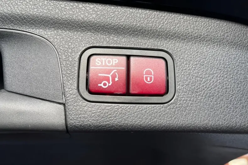 Mercedes-Benz GLE 450 din 2024 cu 16.603 km - oferta MER168159 - foto 20