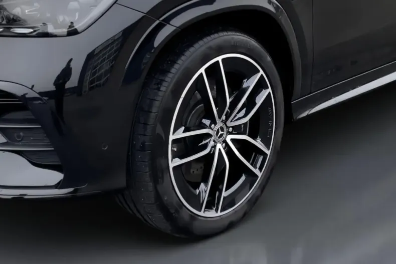 Mercedes-Benz GLE 350 din 2024 cu 14.700 km - oferta MER168160 - foto 4