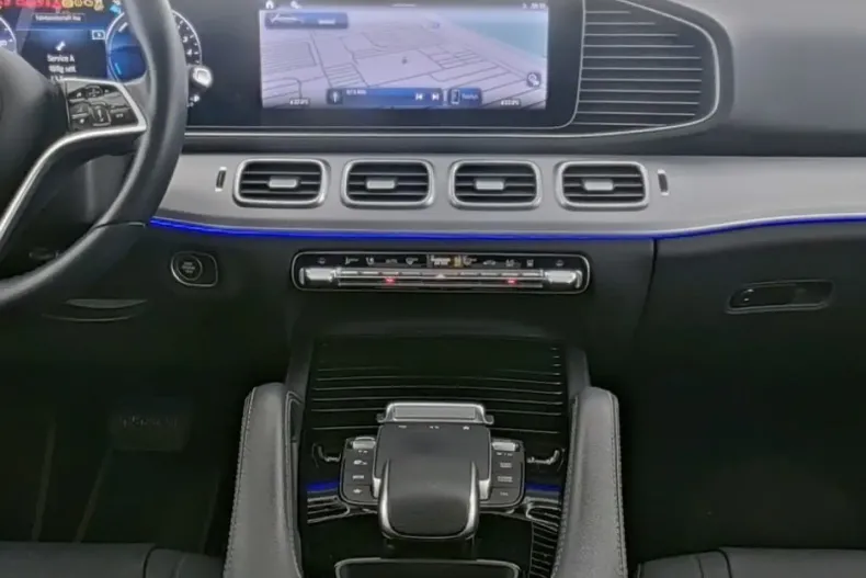 Mercedes-Benz GLE 350 din 2024 cu 19.990 km - oferta MER168163 - foto 3