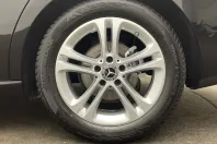 Mercedes-Benz CLA 180 din 2024 cu 9.457 km - oferta MER168184 - foto 11