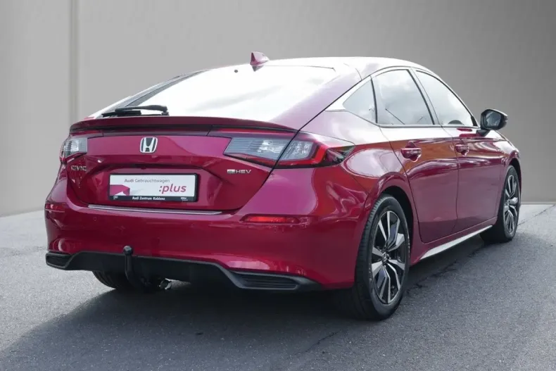 Honda Civic din 2024 cu 28.398 km - oferta HON168186 - foto 3