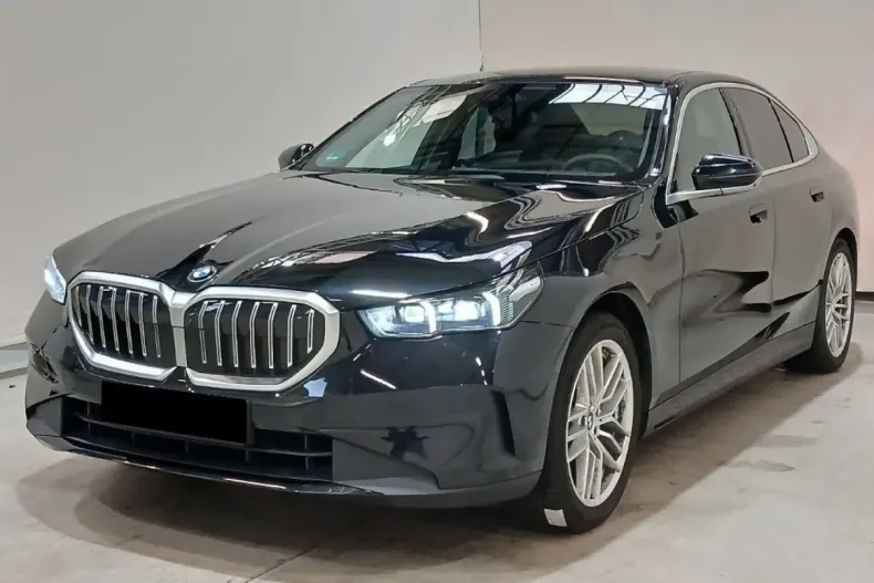BMW 520 din 2024 cu 43.800 km - oferta BMW168189 - foto 2