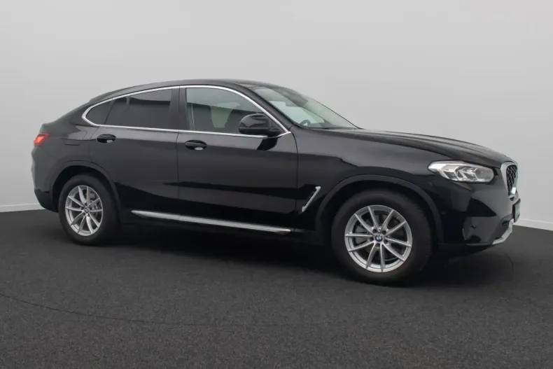 BMW X4 din 2022 cu 25.593 km - oferta BMW168194 - foto 3